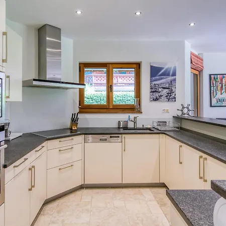 Nordic Bath And Close To Cable Car Champéry