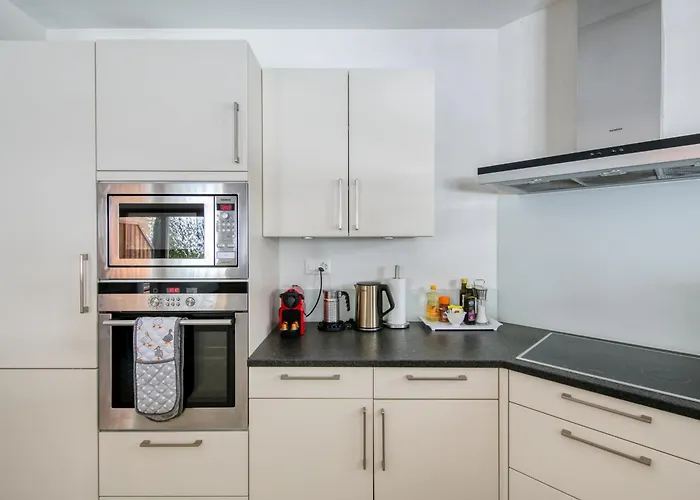 Nordic Bath And Close To Cable Car Apartment *