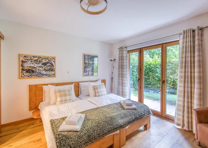 Nordic Bath And Close To Cable Car Apartment